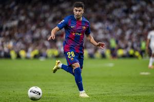 每体：巴德吉可能成为巴萨引进巴斯托尼的筹码，巴萨不想放走马丁