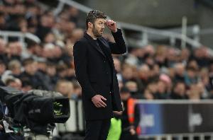 卡里克：突然之间中卫选择变少，我们能适应并充分利用现有资源