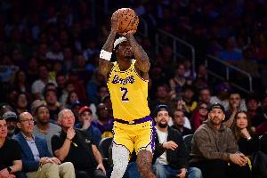 外线没谱！范德比尔特3中0没得分拿到5篮板 空位三分不中