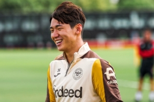 记者：金志树今夏很可能离开凯泽斯劳滕，球队升级才会买断