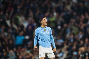 斯基拉：斯通斯被经纪人推荐至尤文，两家英超球队也对其有意