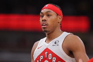 如何限制巴恩斯？米切尔：执行到位 并且要匹配上猛龙的强度