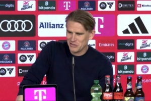 弗罗因德：诺伊尔续约传闻我也头一次听到，尚未与他进行相关对话