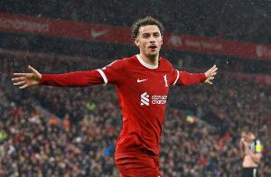 意媒：利物浦不愿琼斯自由身离队而可能今夏出售，国米仍有意