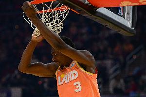 2-0领先！系列赛G3骑士客战猛龙 托马斯·布莱恩特复出