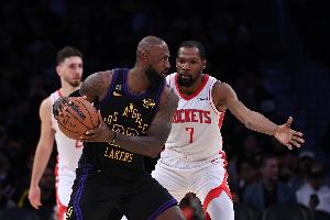 勇记：火箭曾被勇士压制最终在园区被湖人打散 这次历史要重演？