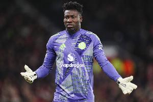 外媒：奥纳纳与埃托奥撕破脸，可能被喀麦隆禁赛数年，但他无所谓