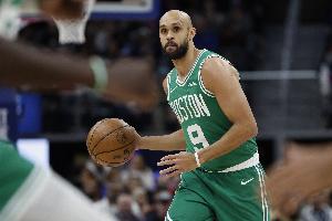 还是这么铁？德里克·怀特出战34分钟 12中3&三分仅8中1