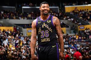 刚哥我们错了！斯玛特上半场狂送6次助攻 把海斯喂吐了！