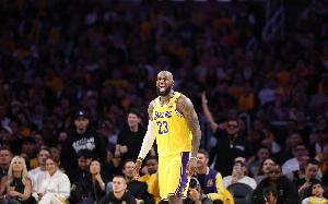 曾令旭：老詹斯玛特诠释了什么叫经验碾压 谁想过他们有横扫机会