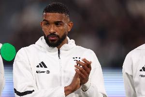 米体：布雷默目前无意前往英超踢球，希望在世界杯前与尤文续约