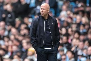 电讯报：芬威体育集团仍对斯洛特抱有信心，并决心继续支持他