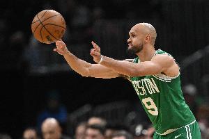 小白G3仅12中3！马祖拉：他第一回合就伤了但他表示要继续战斗