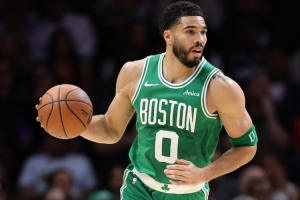 塔图姆季后赛3次至少30分10助 超越大鸟独占绿军队史第2