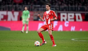 斯基拉：米兰为格雷茨卡提供3年合同，年薪500万欧+签字费