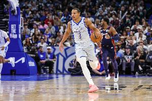 韩乔生：03年麦迪领衔的魔术曾被活塞1-3翻盘 这次能否一雪前耻？