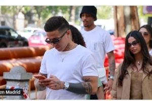 阿斯：切尔西全队放假几天，恩佐和队友赴马德里参加网球宣传活动