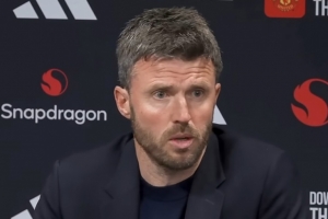 卡里克：卡塞米罗的付出有目共睹，他和球迷之间双向奔赴非常珍贵