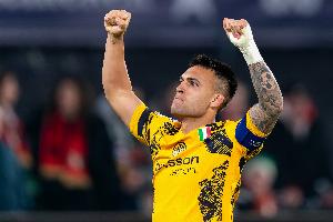 米体：国米希望在本周末庆祝夺冠，队长劳塔罗不想错过这一时刻