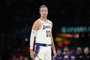 肯纳德：赢下一个系列赛并不容易 不能因为大比分领先就松懈！