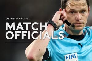 英足总官方：达伦·英格兰将担任足总杯决赛主裁判，VAR班克斯