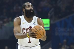 哈登：G6我们要控制活球失误以减少对手反击得分 同时要控制篮板