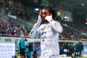 半决赛首回合成功过人数：阿森纳9次、奥利塞8次、马竞7次