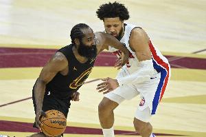最激烈的一轮？专家团预测骑士活塞：9人预测要打七场 活塞7-3