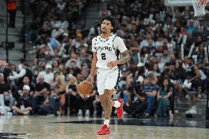 20岁66天！哈珀季后赛单场至少10分5板5助 NBA历史最年轻后卫